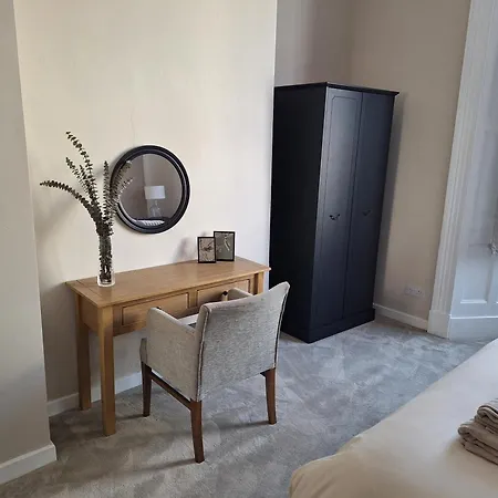 Annie's Place Солтберн-бай-те-Си